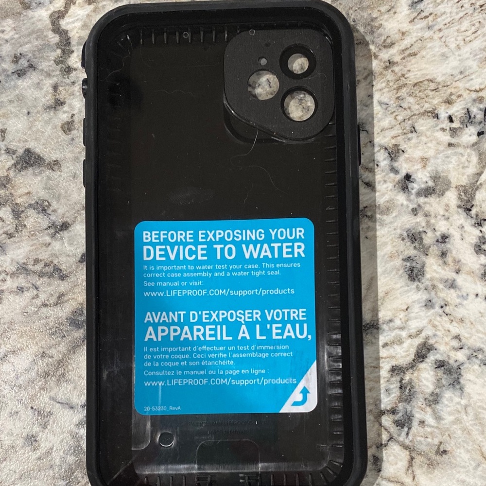 iPhone 11 life proof